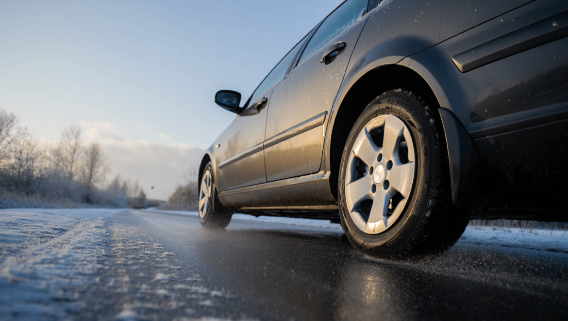 
			Pneus auto hiver vs pneus auto toutes saisons, impact sur l’assurance

			
				Auto - 20 février 2026
			
		

