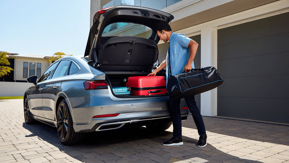 Top 20 des voitures avec le plus grand volume de coffre (2026)
