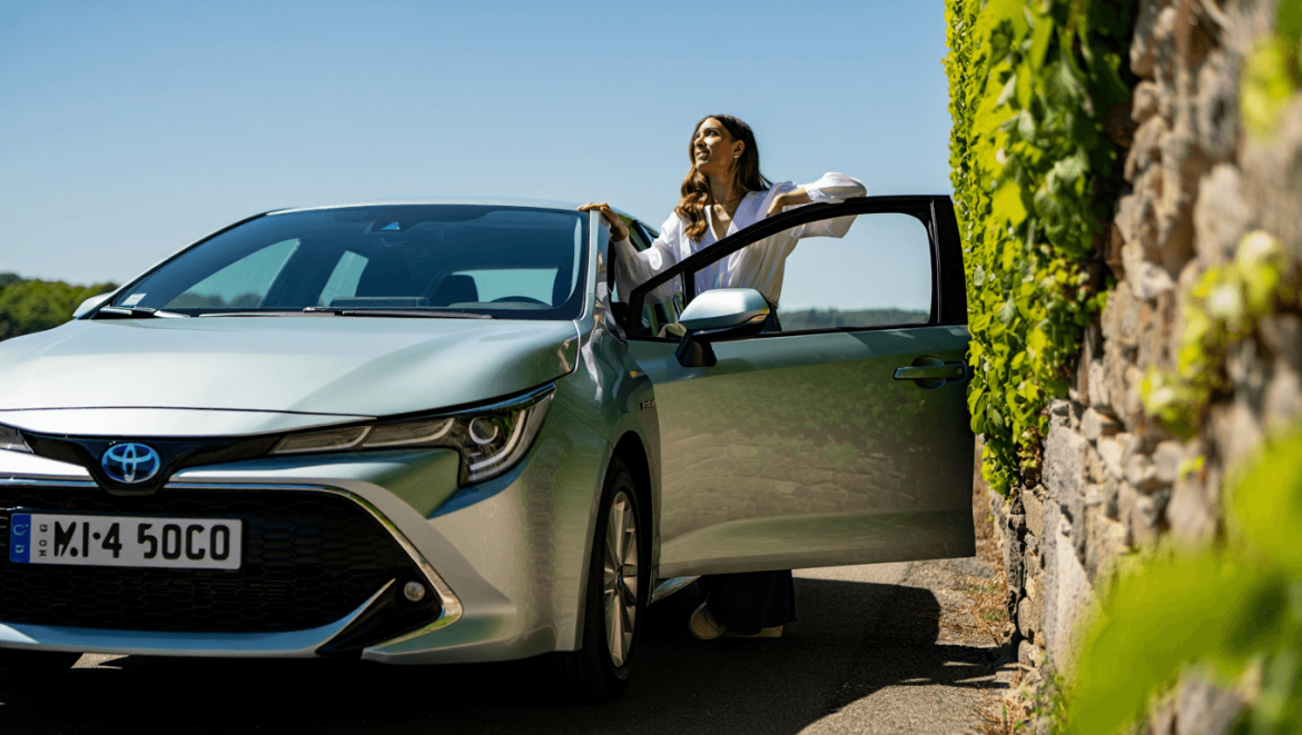 Quelle voiture hybride non rechargeable (full hybride) choisir ? 2026