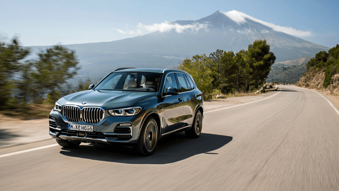 BMW X5 : la durabilité au cœur de sa conception
Batteries solides : CATL refroidit les ambitions du secteur
BYD défend son usine hongroise face à une enquête
F1 : Russell remporte le grand prix d’Autriche d’un souffle devant Verstappen et Antonelli
