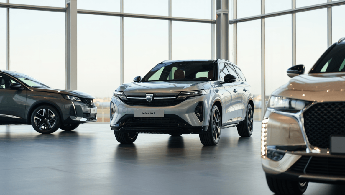 Nouvelle Lancia Gamma : entre Peugeot 3008 et DS N°7
491 000 km avec un défaut de piston : la Camry indestructible
Essai BYD Atto 2 DM-i de 212 ch
Volvo intègre 20 000 Superchargeurs Tesla dans son appli Europe
491 000 km avec un défaut de piston : la Camry indestructible
Essai BYD Atto 2 DM-i de 212 ch
Volvo intègre 20 000 Superchargeurs Tesla dans son appli Europe
F1 : Mercedes renonce à entrer au capital d’Alpine après plusieurs mois de négociations
Voitures connectées : Volvo obtient le feu vert de Washington
