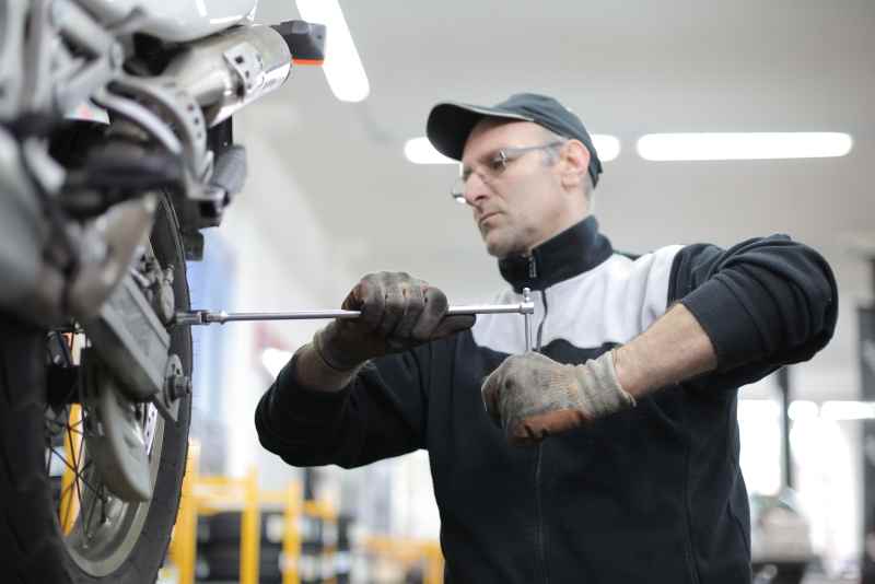 Quelle branche de la mécanique moto choisir ? Delmotos